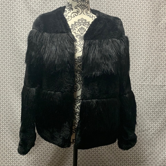 Vero Moda Womens Black Furry Fur Party Date Night Selena Gomez Style Jacket Coat - Picture 1 of 9